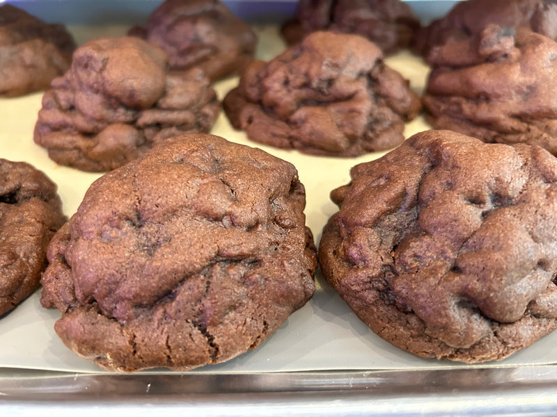 Dark Chocolate Chip Cookie - Single