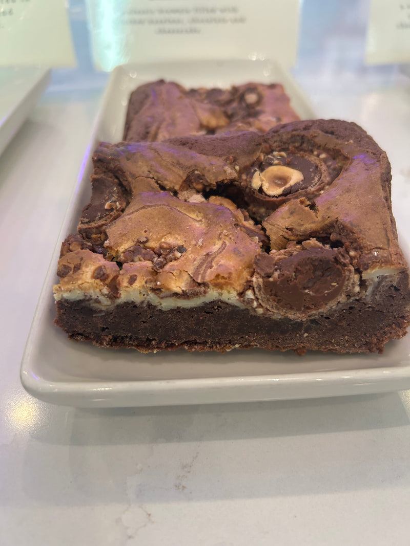 Ferrero Rocher Cheesecake Brownie