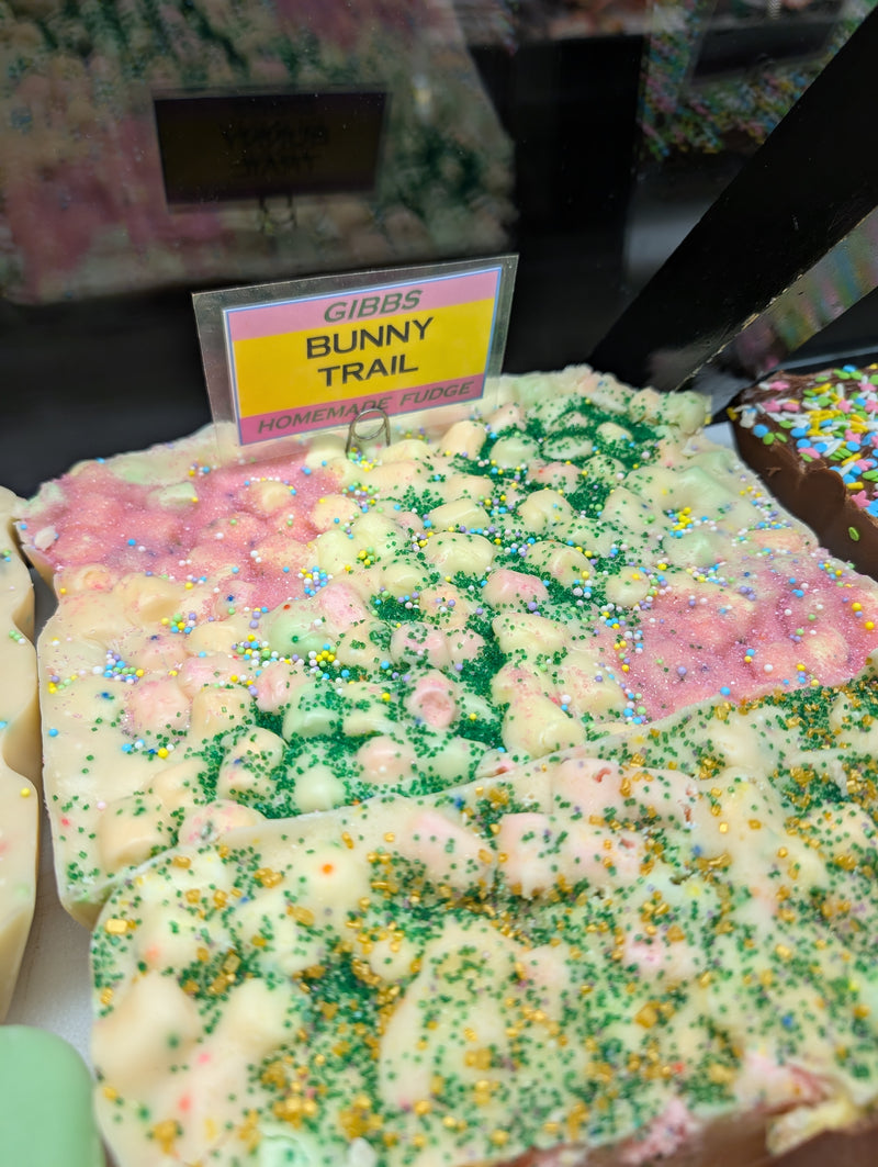 FUDGE - Fruity Marshmallow Fudge