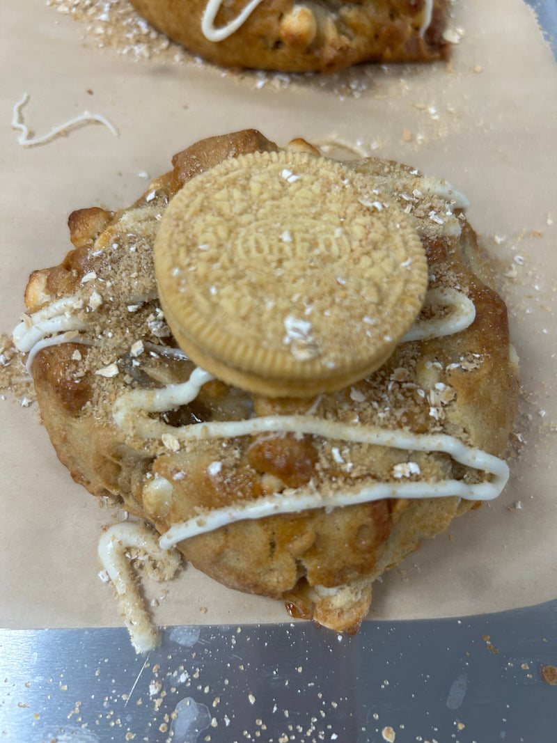 Stuffed Apple Tart Cookie