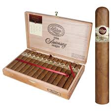 Padron 1964 Anniversary Imperial Natural