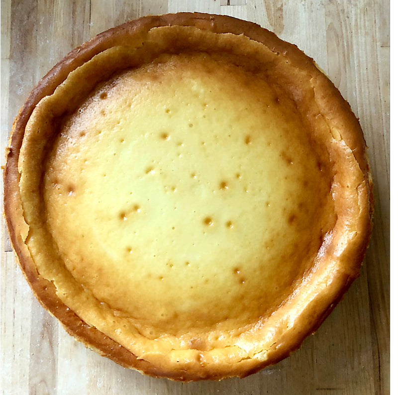 Traditional Vanilla Cheesecake - 9 inch