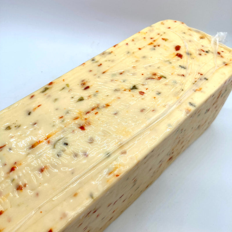 Jalapeño-Cayenne Cheddar Cheese